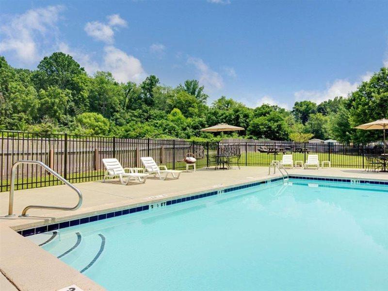Microtel Inn & Suites By Wyndham Cherokee Exteriér fotografie